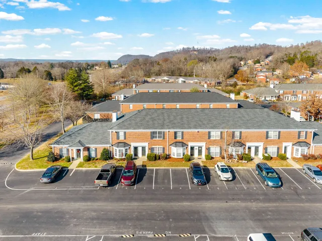 $219,900 | 2121 Highway 12 North, Unit 3, Ashland City, TN 37015
