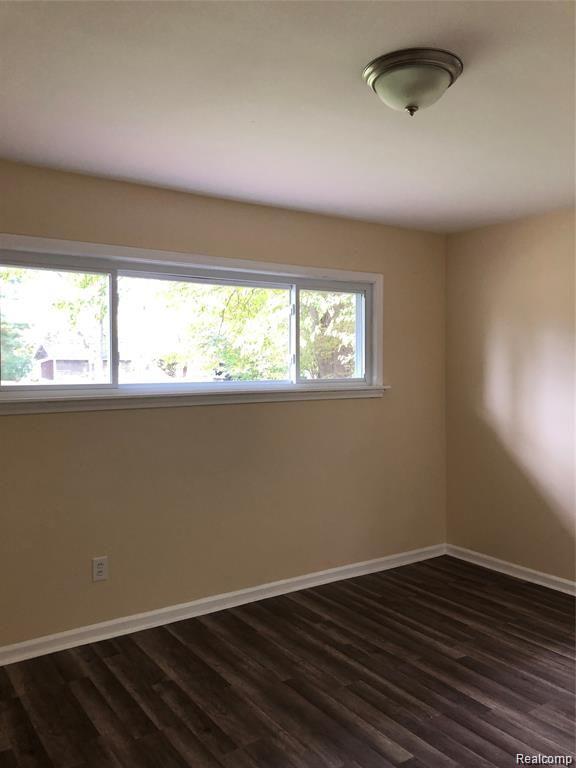 21150 Stahelin Road Southfield, MI 48075 - Photo 10 of 19 Photo Nov 09, 12 12 33 PM.jpg