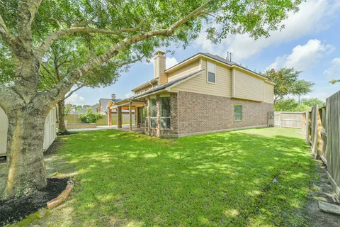 $465,000 | 13607 Breakwater Path Loop, Houston, TX 77044