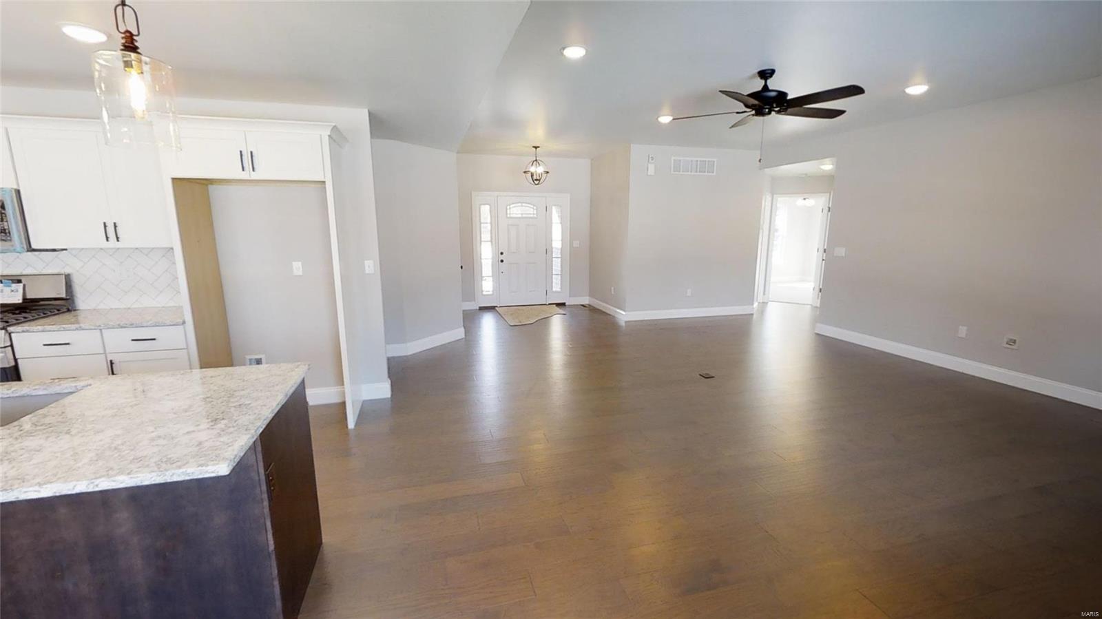 702 Wheatfield Road O'Fallon, IL 62269 - Photo 14 of 31