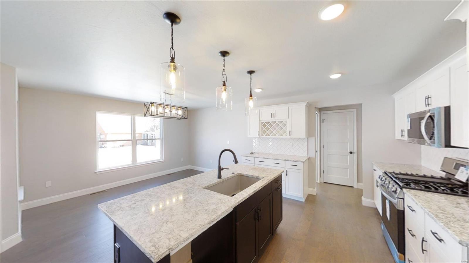 702 Wheatfield Road O'Fallon, IL 62269 - Photo 9 of 31