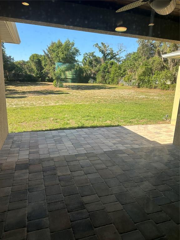 4011 Amber Road Valrico, FL 33594 - Photo 27 of 32 Gallery Image 27