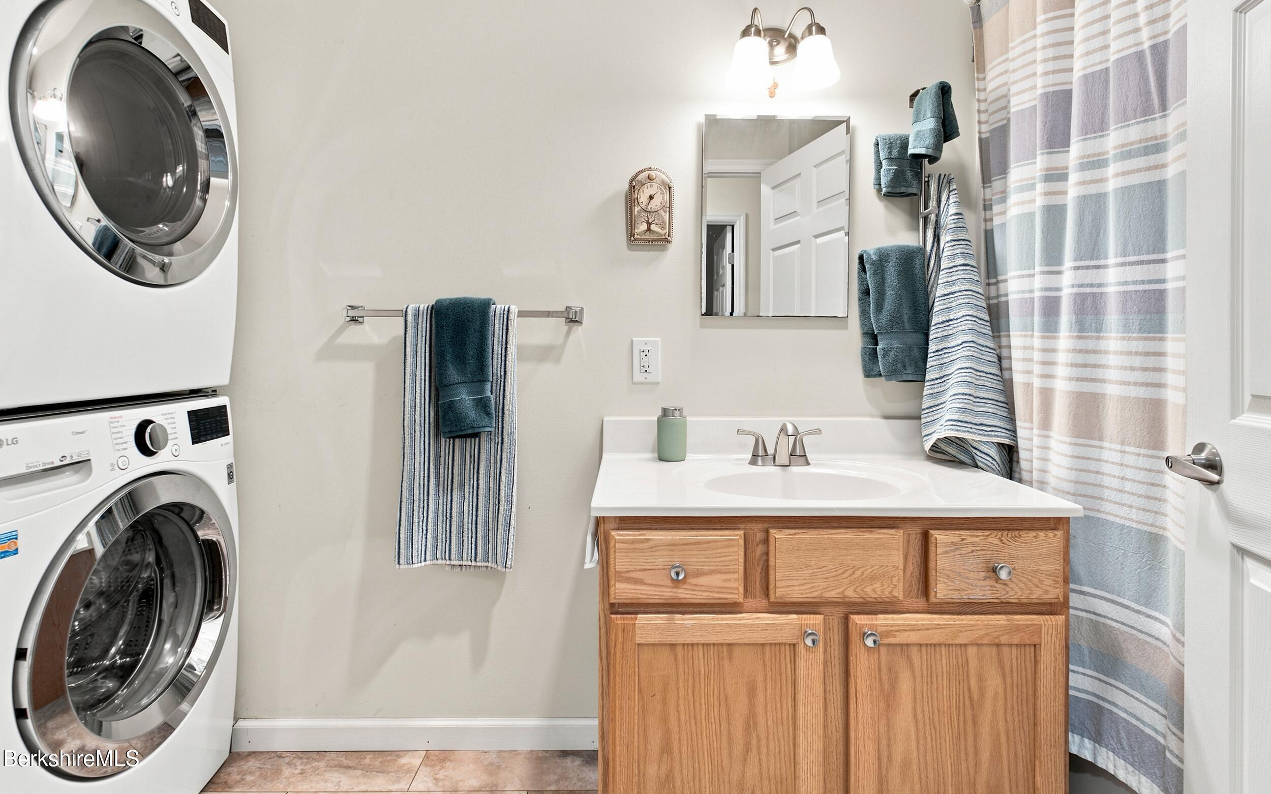 26 Mahkeenac Road Stockbridge, MA 01262 - Photo 18 of 23 18