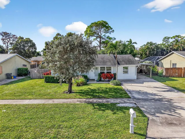 $2,875 | 4896 Neros Drive, Lake Worth, FL 33463