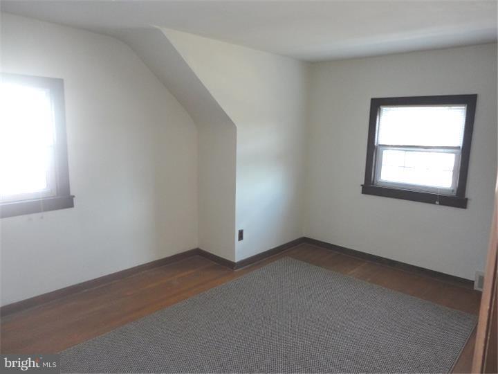 316 Hampton Road Hatboro, PA 19040 - Photo 14 of 25 Bedroom - Main