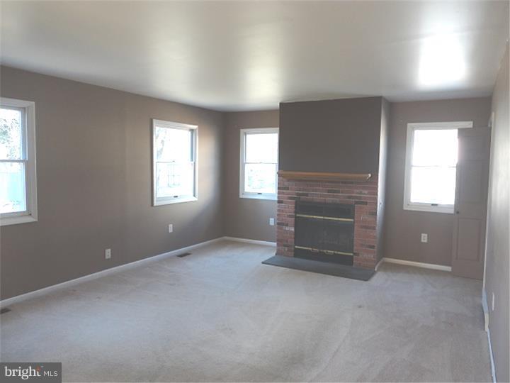 316 Hampton Road Hatboro, PA 19040 - Photo 8 of 25 Family Room