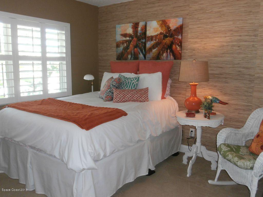 684 Caribbean Road Satellite Beach, FL 32937 - Photo 11 of 14 Guest room