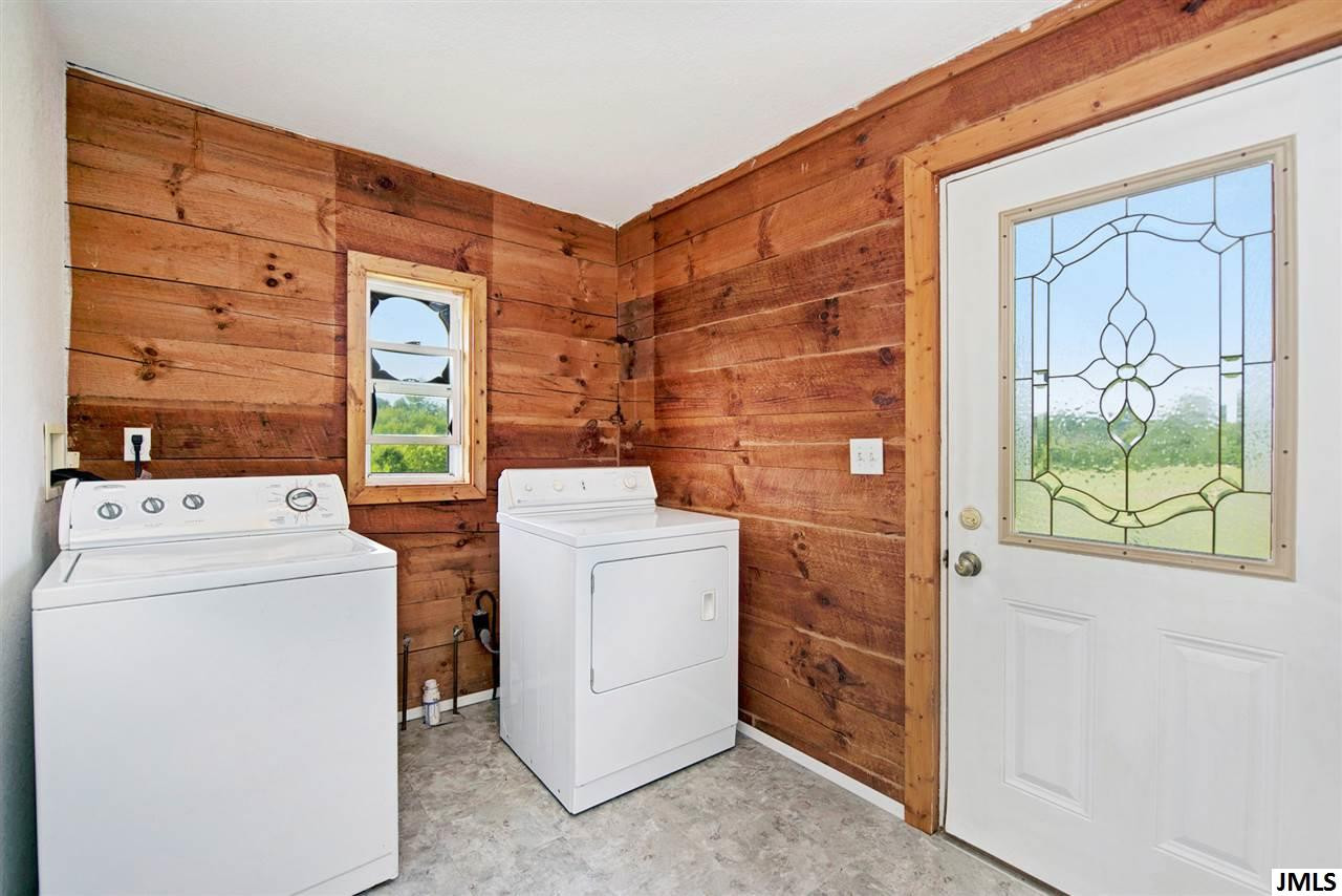 3941 Blackman Road Jackson, MI 49201 - Photo 13 of 33 Photo 13