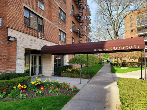 $399,000 | 89-35 155th Avenue, Unit 6K | Lindenwood