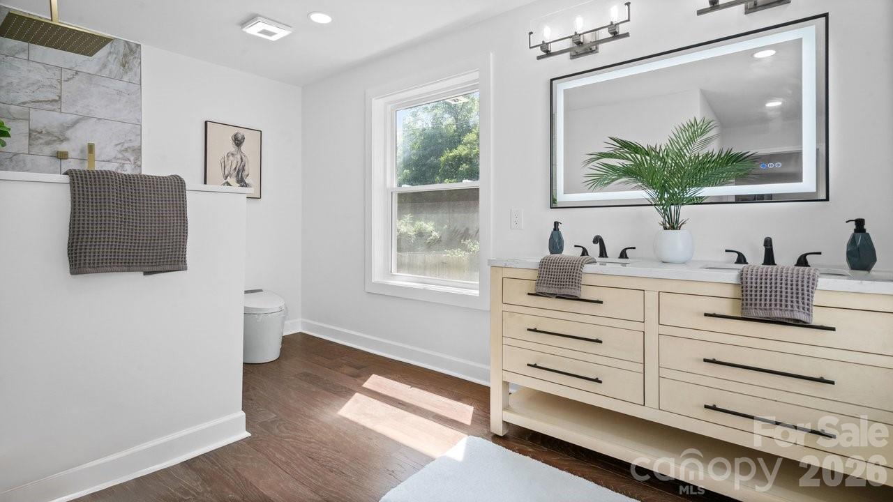 4115 North Sharon Amity Road Charlotte, NC 28205 - Photo 10 of 12