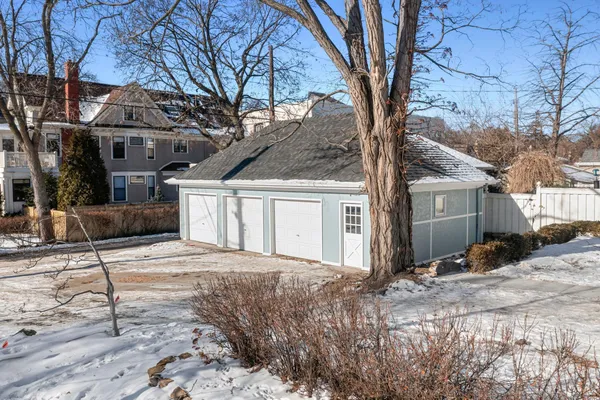 $1,333,500 | 2320 Humboldt Avenue South, Minneapolis, MN 55405