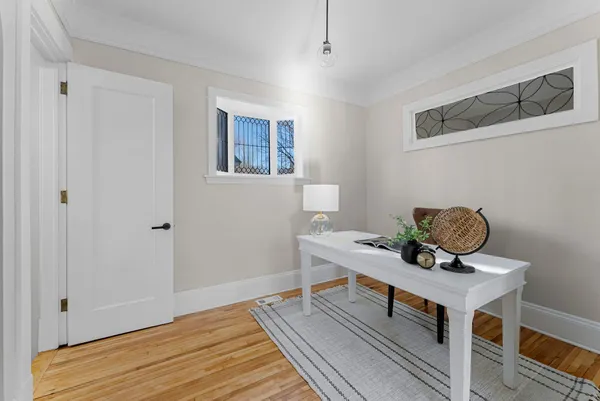 $1,333,500 | 2320 Humboldt Avenue South, Minneapolis, MN 55405