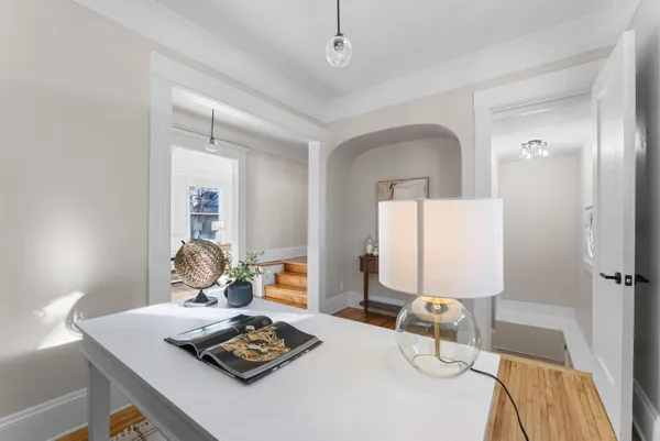 $1,333,500 | 2320 Humboldt Avenue South, Minneapolis, MN 55405