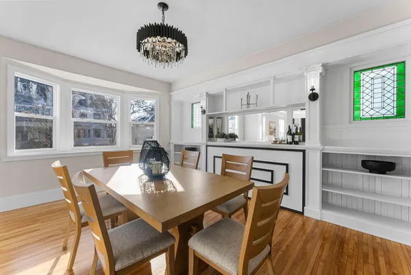 $1,333,500 | 2320 Humboldt Avenue South, Minneapolis, MN 55405