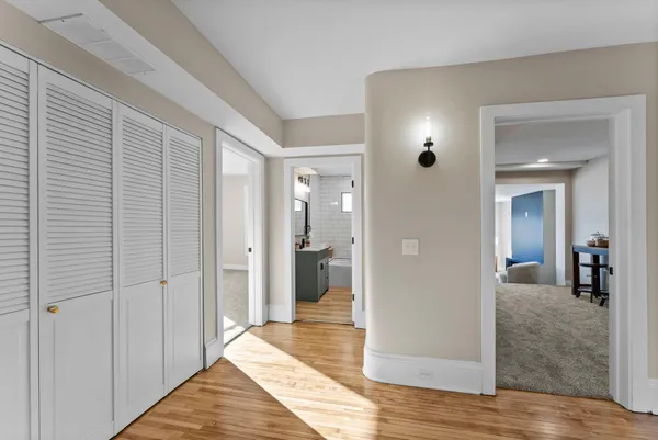 $1,333,500 | 2320 Humboldt Avenue South, Minneapolis, MN 55405