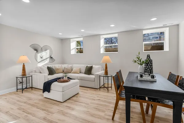 $1,333,500 | 2320 Humboldt Avenue South, Minneapolis, MN 55405