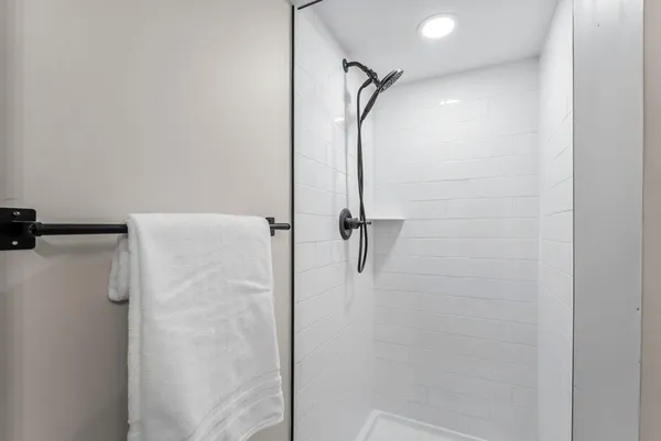 $1,333,500 | 2320 Humboldt Avenue South, Minneapolis, MN 55405