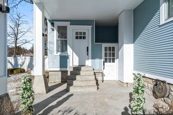 $1,333,500 | 2320 Humboldt Avenue South, Minneapolis, MN 55405