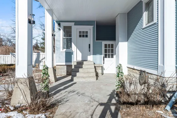 $1,333,500 | 2320 Humboldt Avenue South, Minneapolis, MN 55405