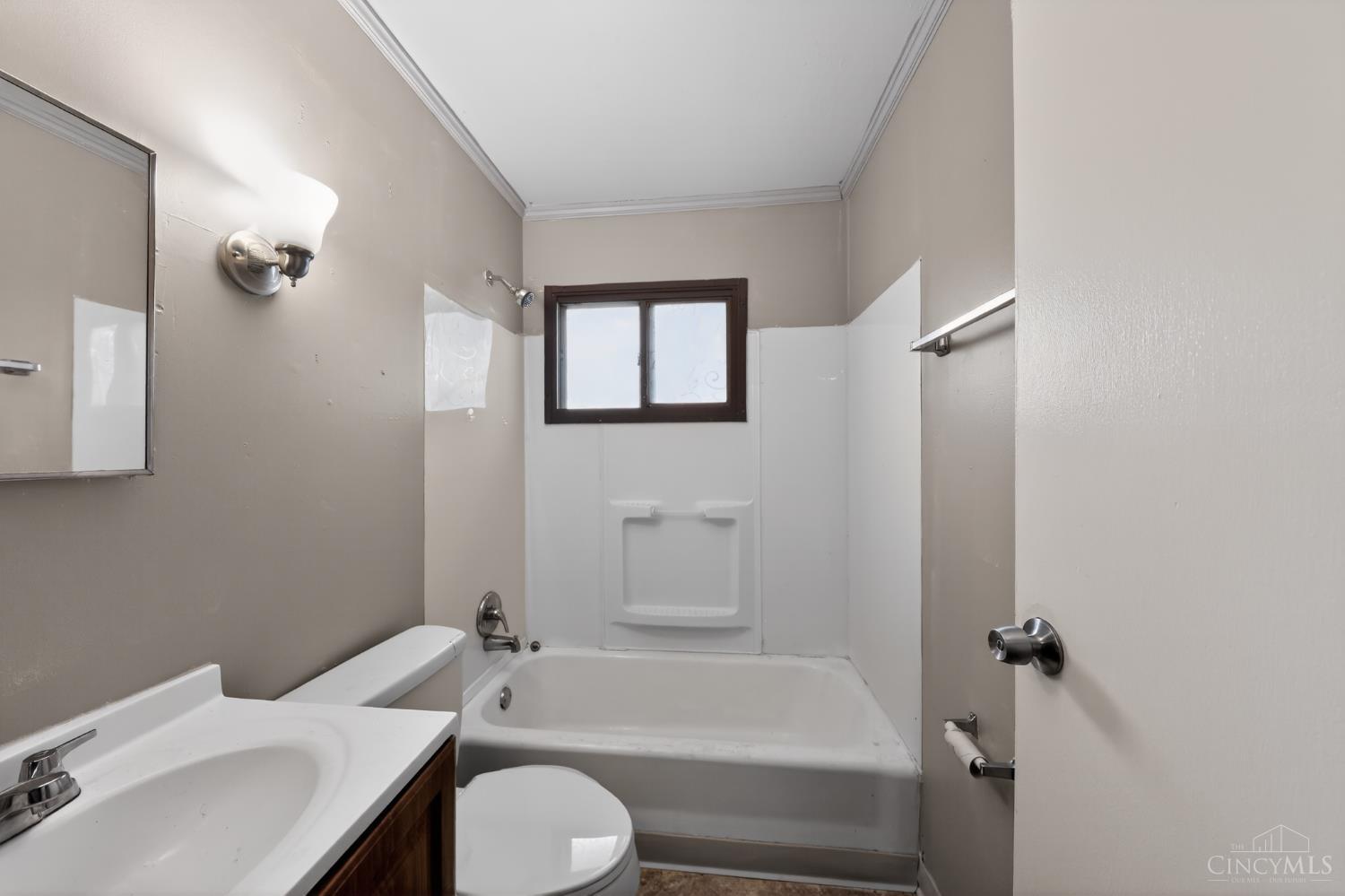 9570 Pippin Road Cincinnati, OH 45231 - Photo 26 of 30
