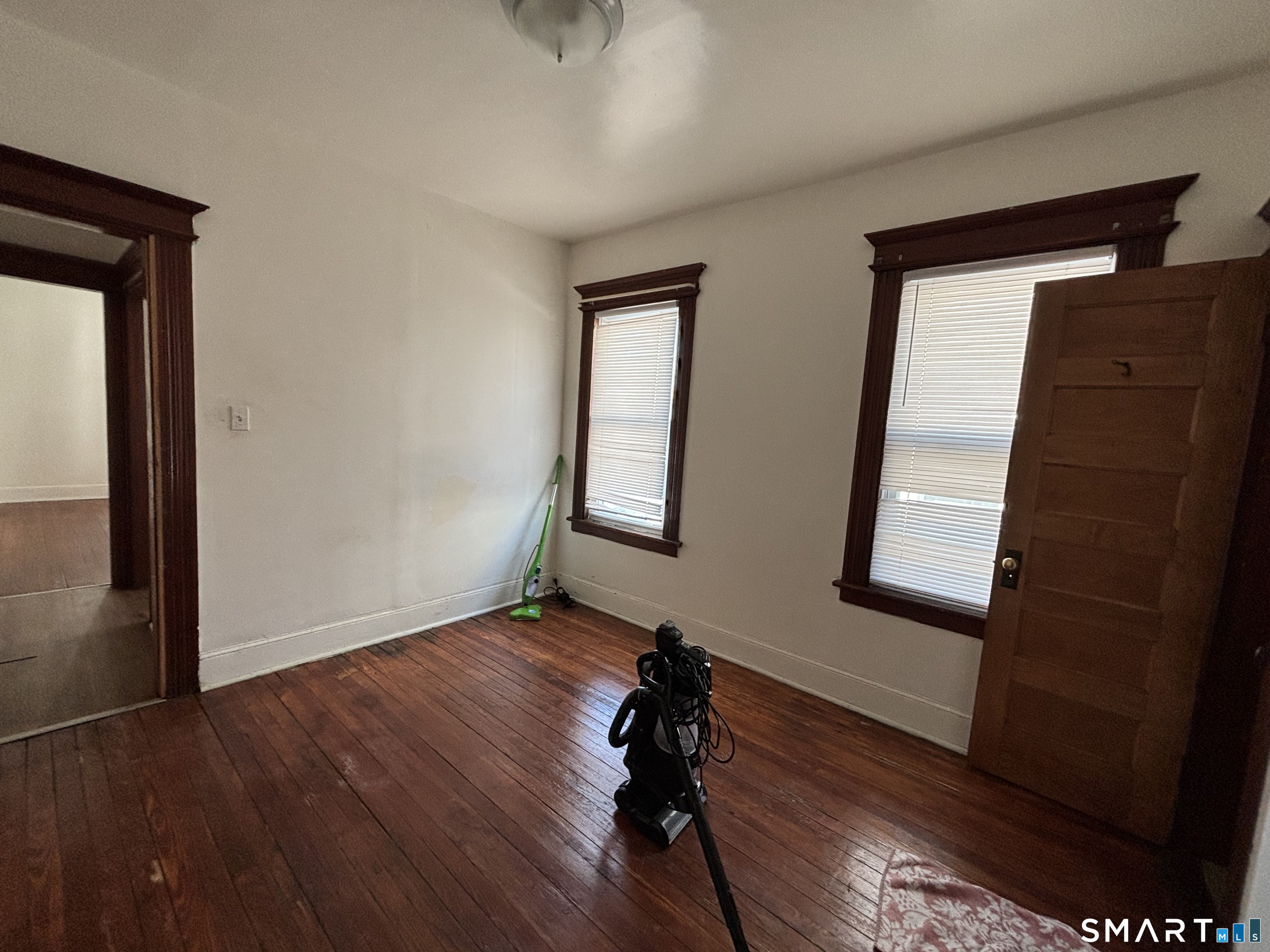 137 Poplar Street Bridgeport, CT 06605 - Photo 19 of 25