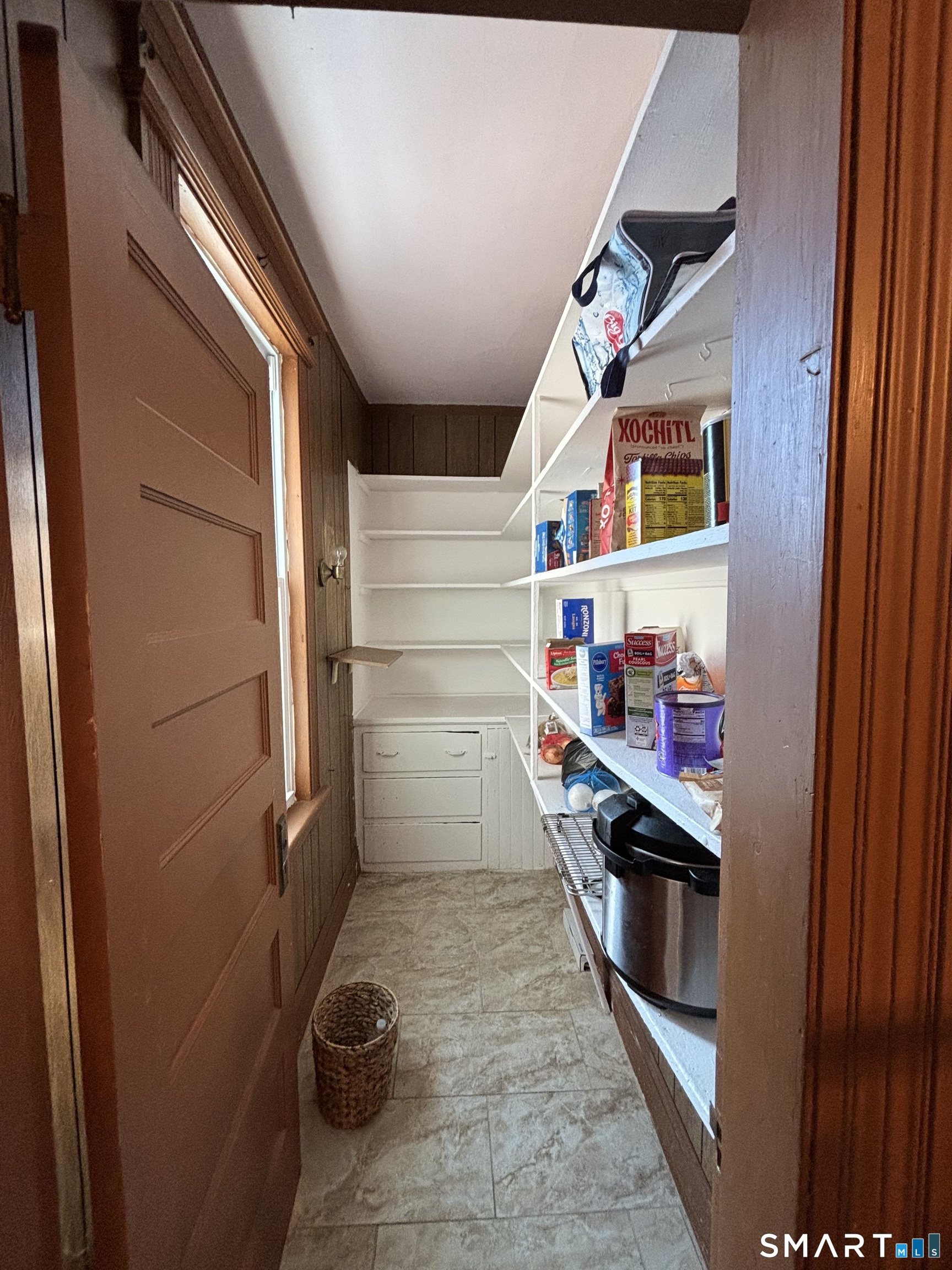 137 Poplar Street Bridgeport, CT 06605 - Photo 7 of 25