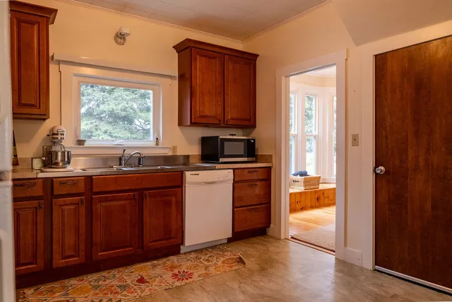 $499,000 | 594 Main Street, Jackman, ME 04945