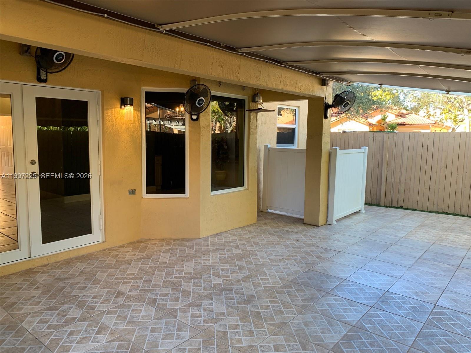 194 Maple Terrace Davie, FL 33325 - Photo 10 of 23