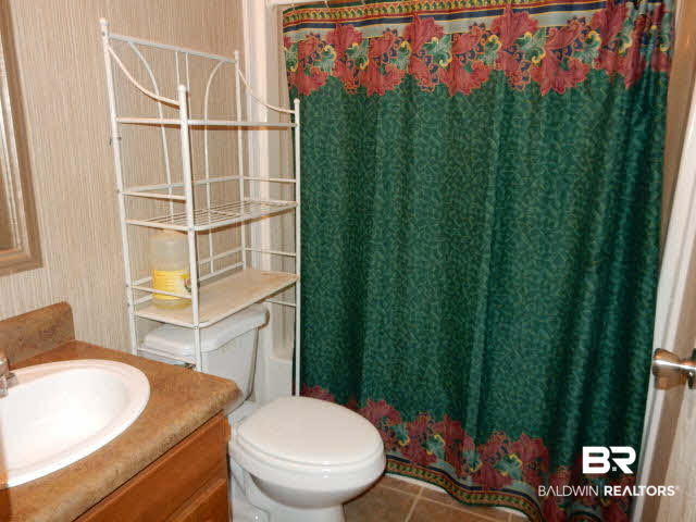 580 Escambia Loop Lillian, AL 36549 - Photo 16 of 16 2nd bath