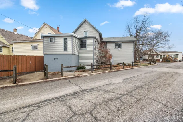 a view of a house with a outdoor space