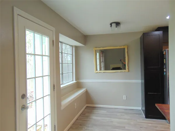 $2,300 | 1809 Edinburg Avenue, League City, TX 77573