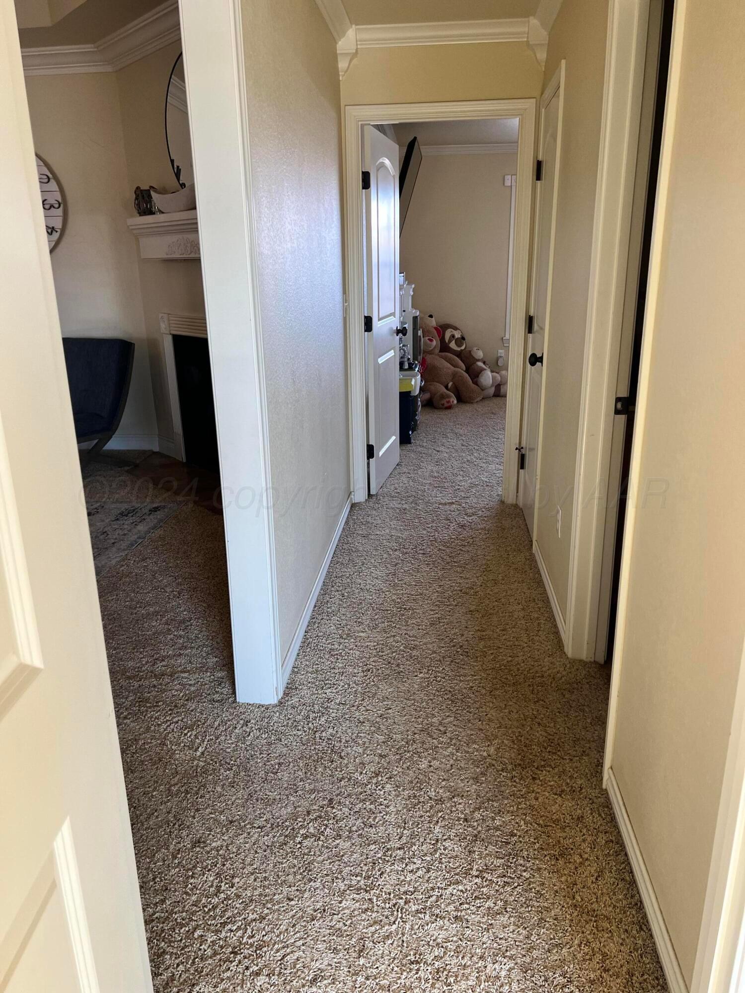 830 Baltimore Drive Hereford, TX 79045 - Photo 37 of 46 a view of living room