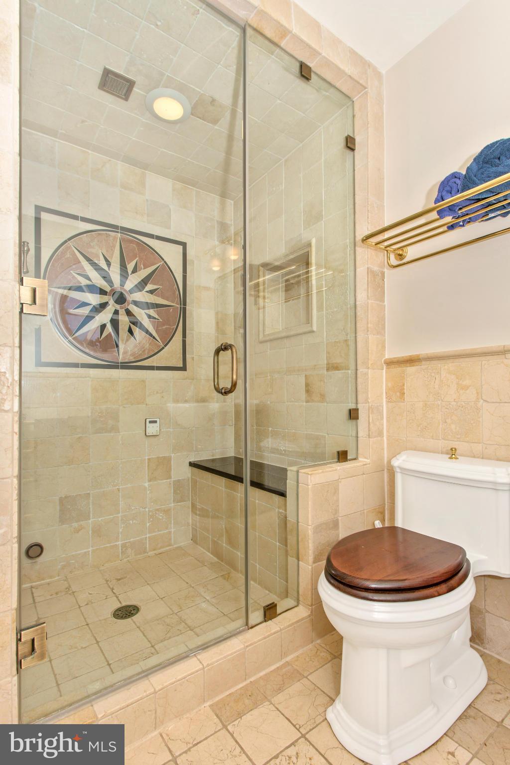 18510 Barnesville Road Barnesville, MD 20838 - Photo 13 of 29 Bath (Master)