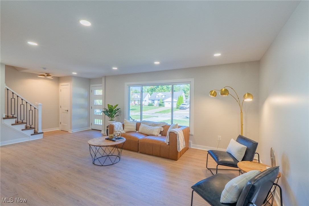 5108 East Farnhurst Road Cleveland, OH 44124 - Photo 8 of 43 Gallery Image 8