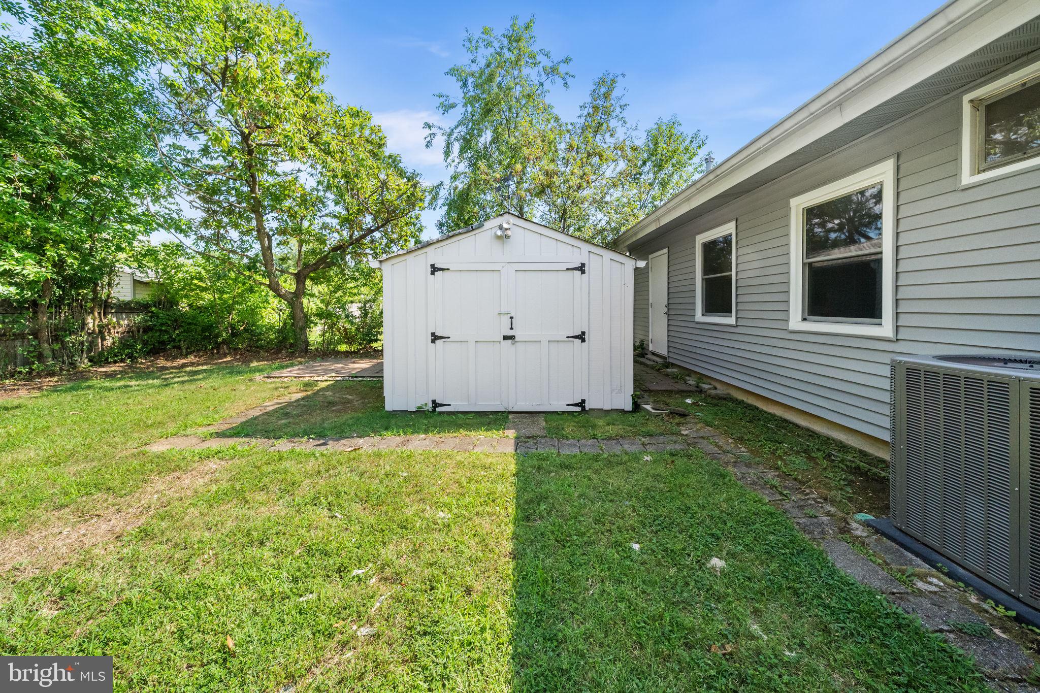 6221 Apache Street Springfield, VA 22150 - Photo 38 of 42 Large Storage Shed