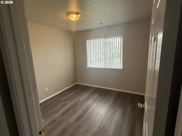 $319,999 | 617 East Oregon Avenue, Hermiston, OR 97838