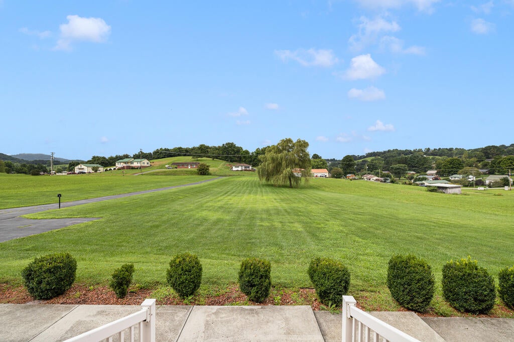 206 Valley Road Saltville, VA 24370 - Photo 83 of 90 Gallery Image 83
