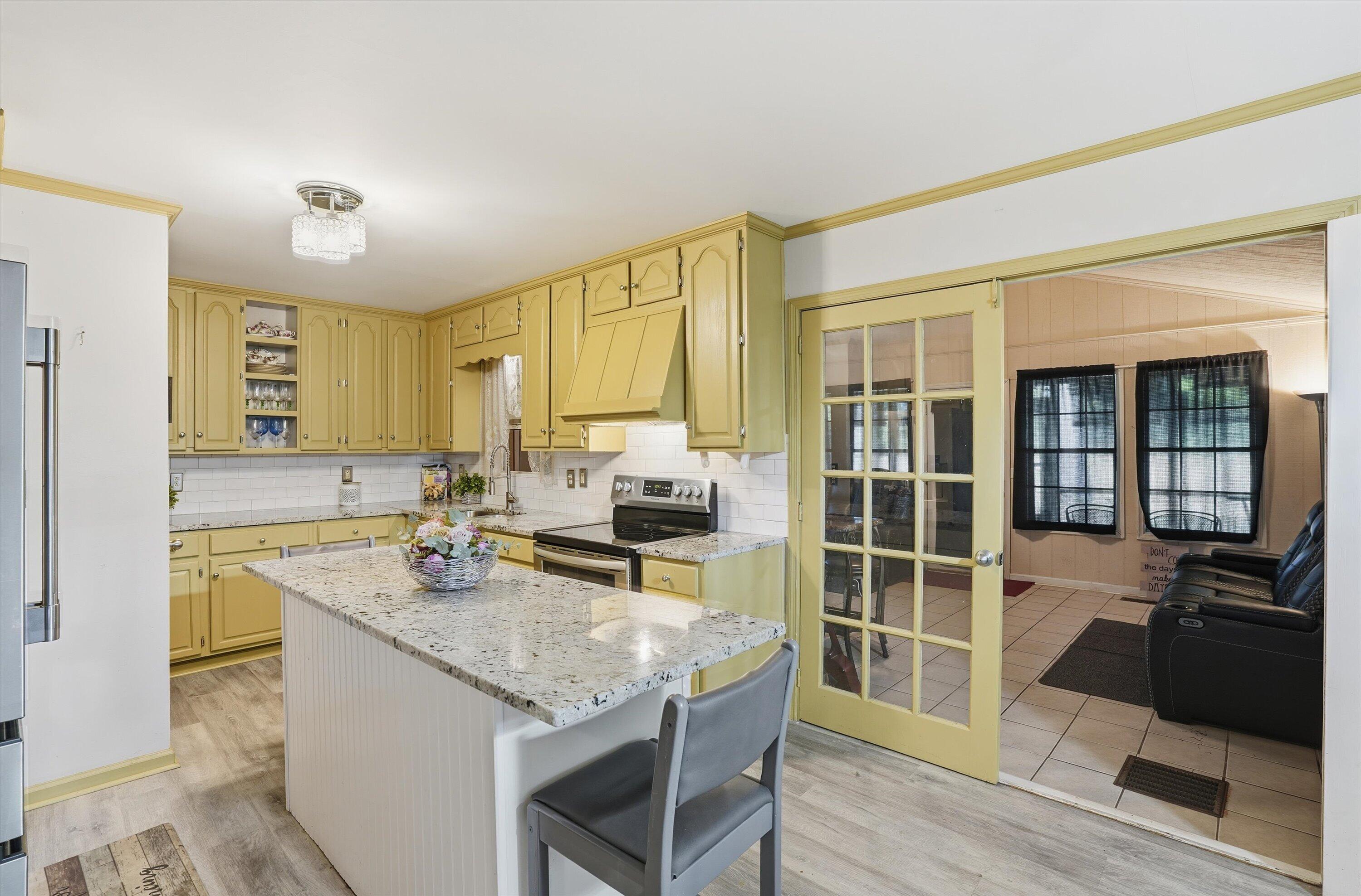 1732 Elm Road Charleston, SC 29414 - Photo 7 of 24 07-008_DSC01517