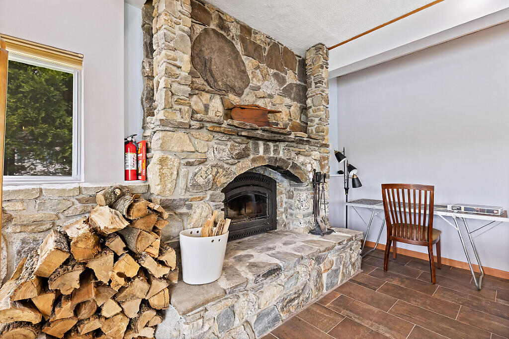 59 Morrill Road Livermore, ME 04253 - Photo 21 of 53 26_BP5A9050_DxO_mls