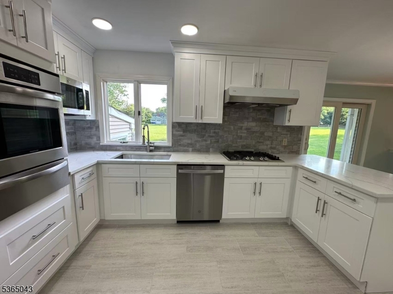 21 Meadowview Road Bernards, NJ 07920 - Photo 7 of 21
