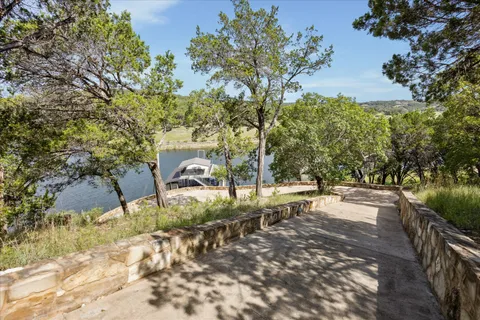 $2,095,000 | 709 Angel Light Drive, Spicewood, TX 78669