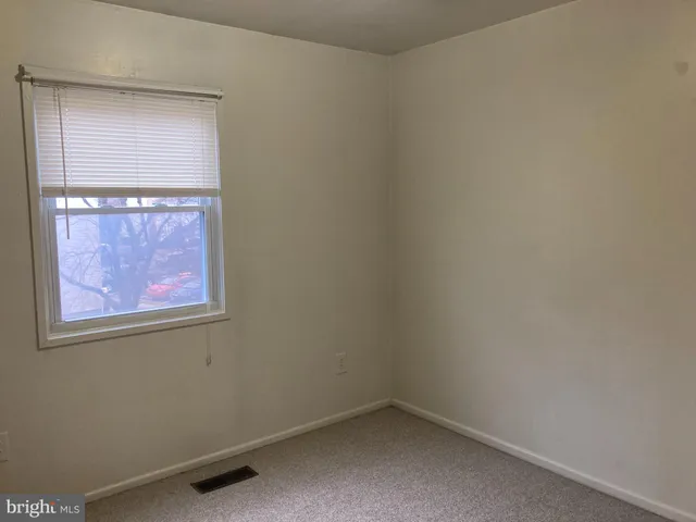 $1,675 | 7511 Remington Road, Manassas, VA 20109