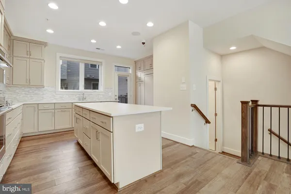 $4,800 | 6730 Eames Way, Bethesda, MD 20817