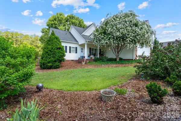 $379,500 | 1621 Herbie Circle, Newton, NC 28658
