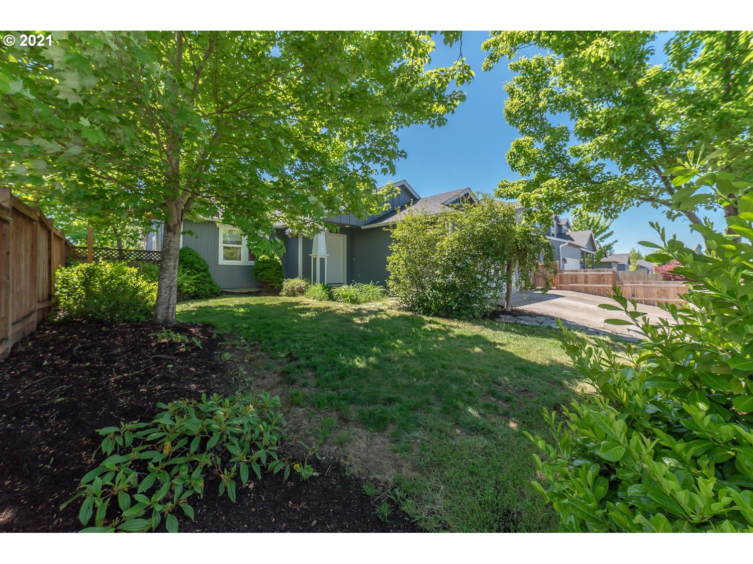 83 Honer Loop Creswell, OR 97426 - Photo 2 of 28 Gallery Image 2