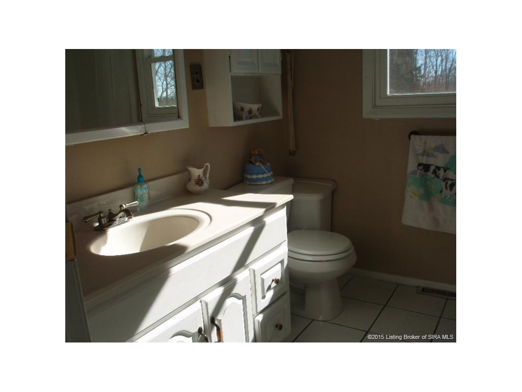 9485 Cooks Mill Road Georgetown, IN 47122 - Photo 12 of 22