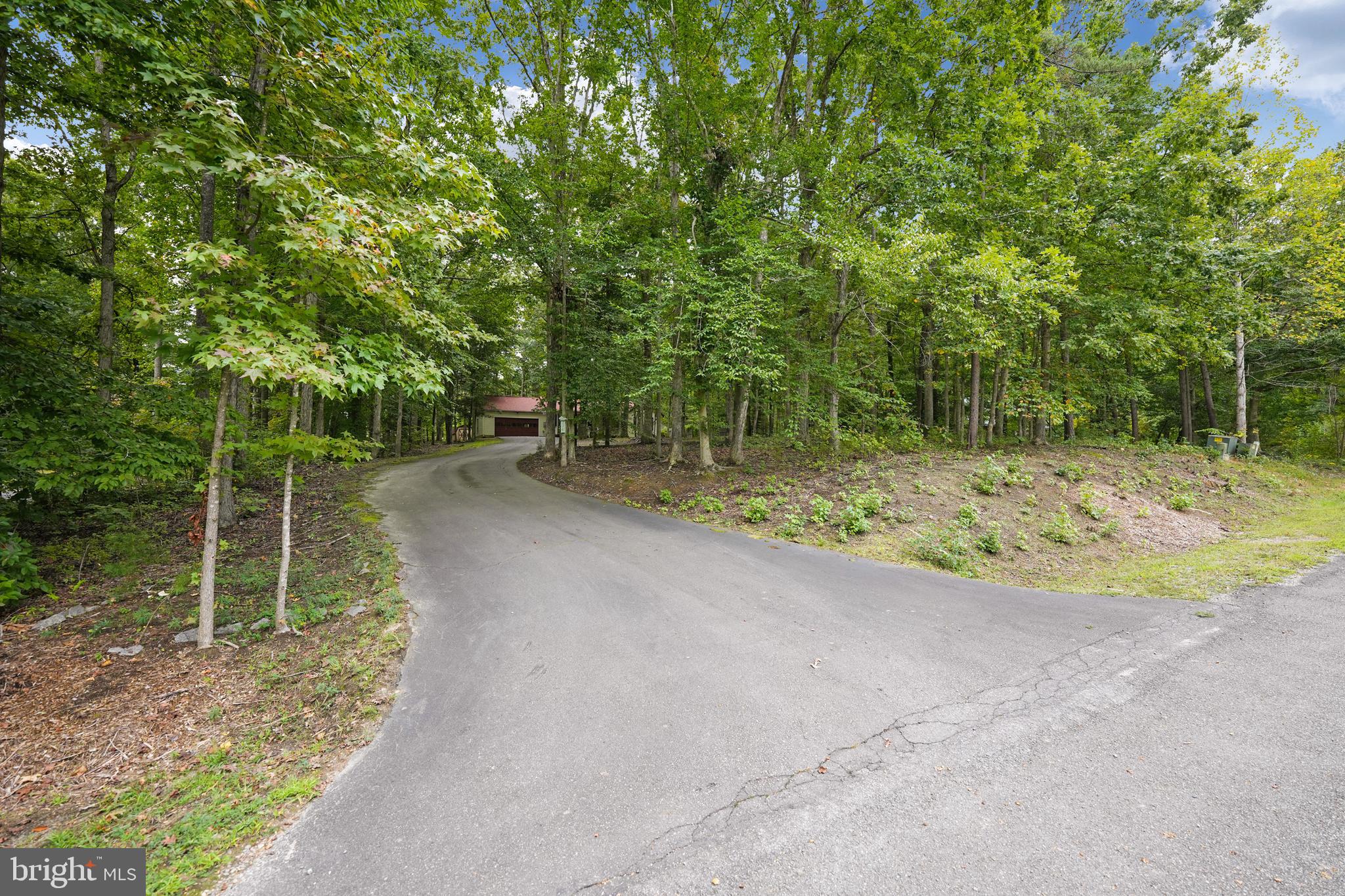 170 Oak Road Bumpass, VA 23024 - Photo 4 of 37 Gallery Image 4