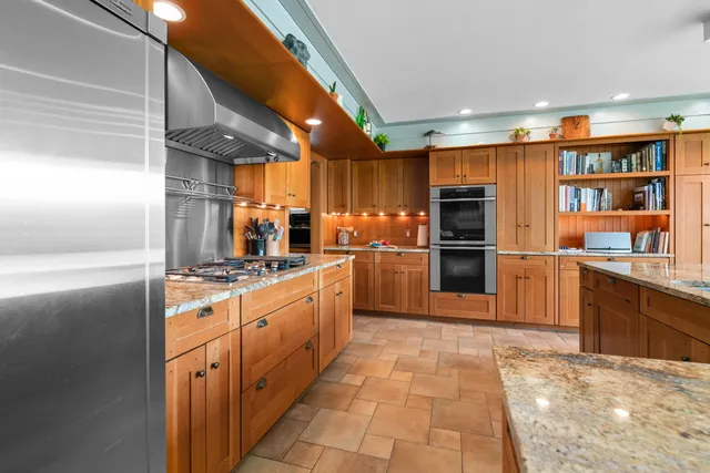 $4,995,000 | 72 Vine Street, South Berwick, ME 03908