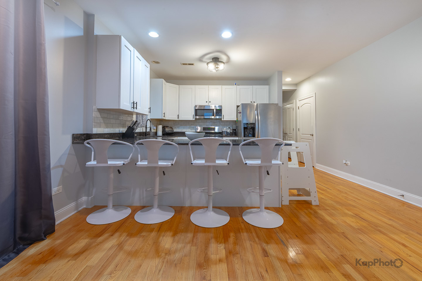 31 East 26th Street, Unit 3 Chicago, IL 60616 - Photo 8 of 26