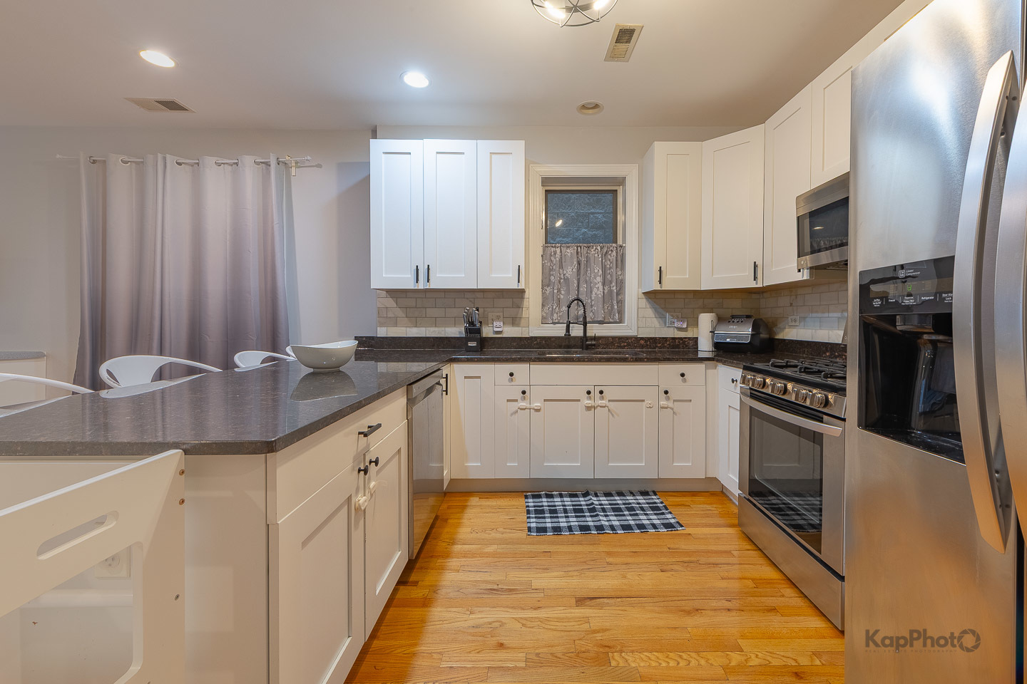 31 East 26th Street, Unit 3 Chicago, IL 60616 - Photo 9 of 26